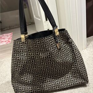 Tommy Hilfiger Black and Cream Tote Bag